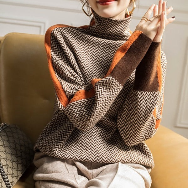Verity | Sweater with high collar and contrasting stripes
