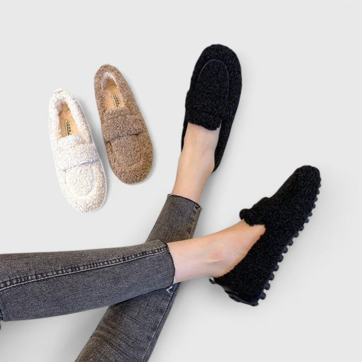 Holly | Warm slippers with an elegant design