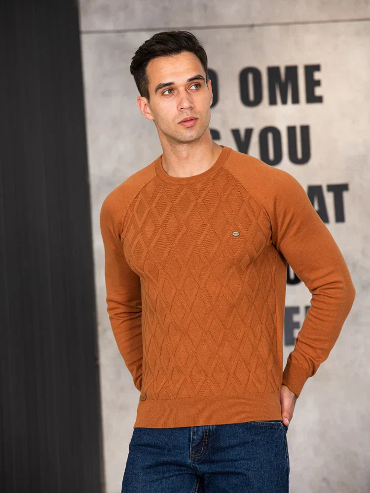 Ewan | Men's Sweater With Checkered Design