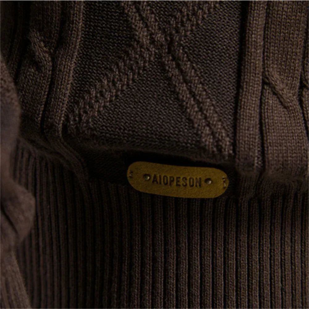 Fraser | Cardigan With Buttons