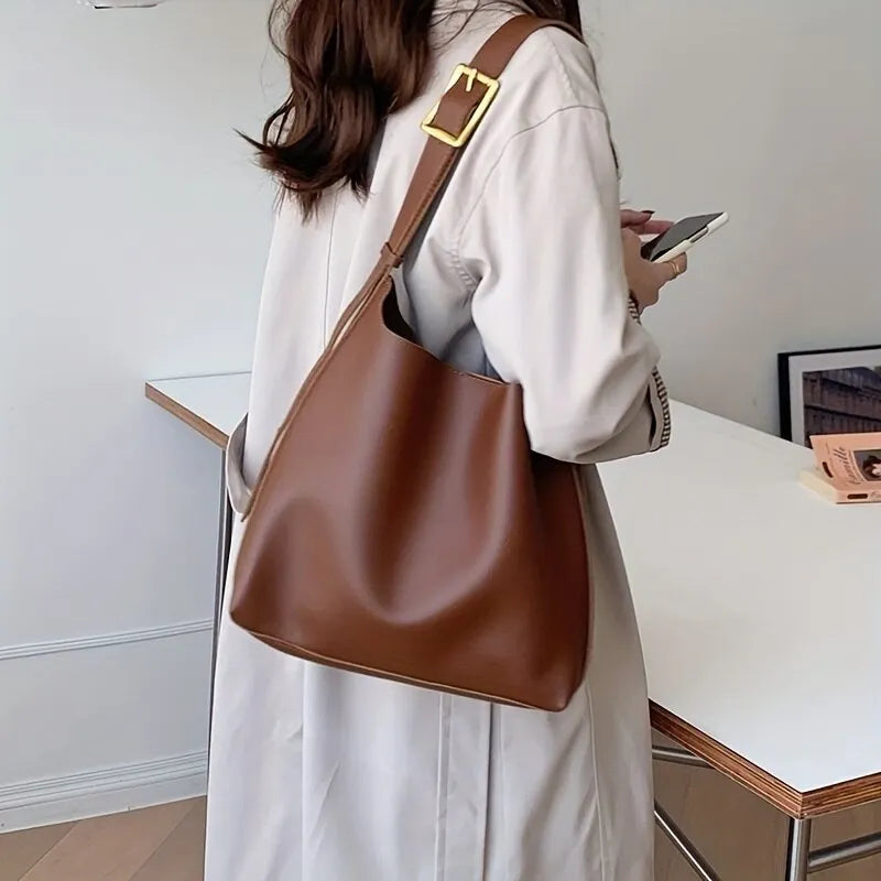 West & Co® | ELEGANT LEATHER SHOULDER BAG
