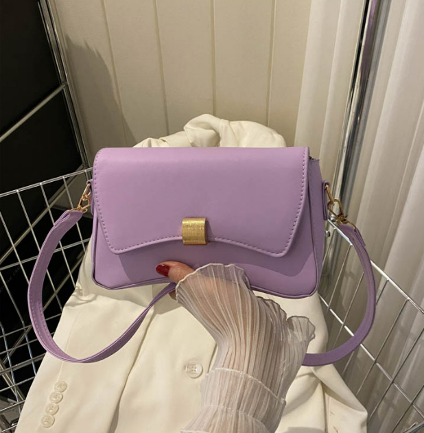 West & Co® | VINTAGE CLUTCH